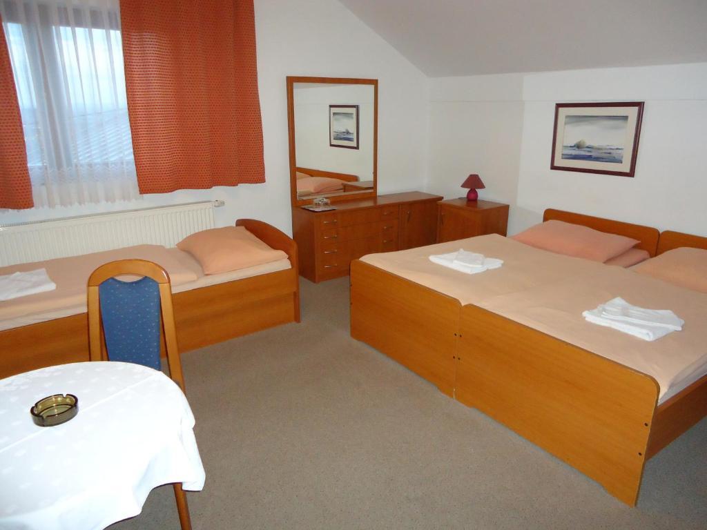 Bed and Breakfast Pansion Antonio Slavonski Brod Zimmer foto