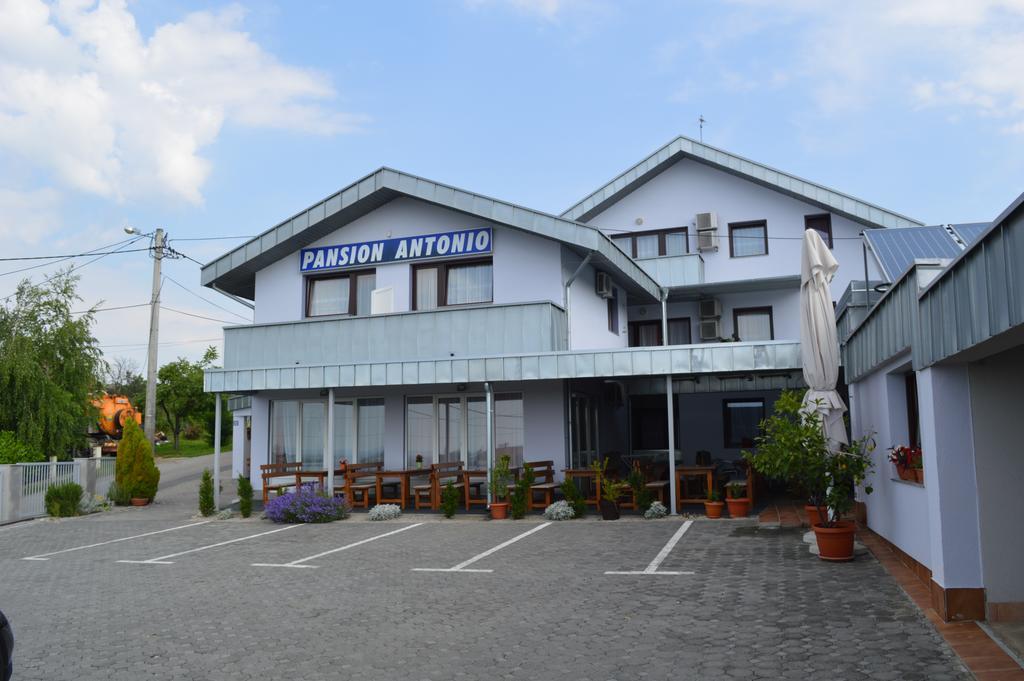 Bed and Breakfast Pansion Antonio Slavonski Brod Exterior foto