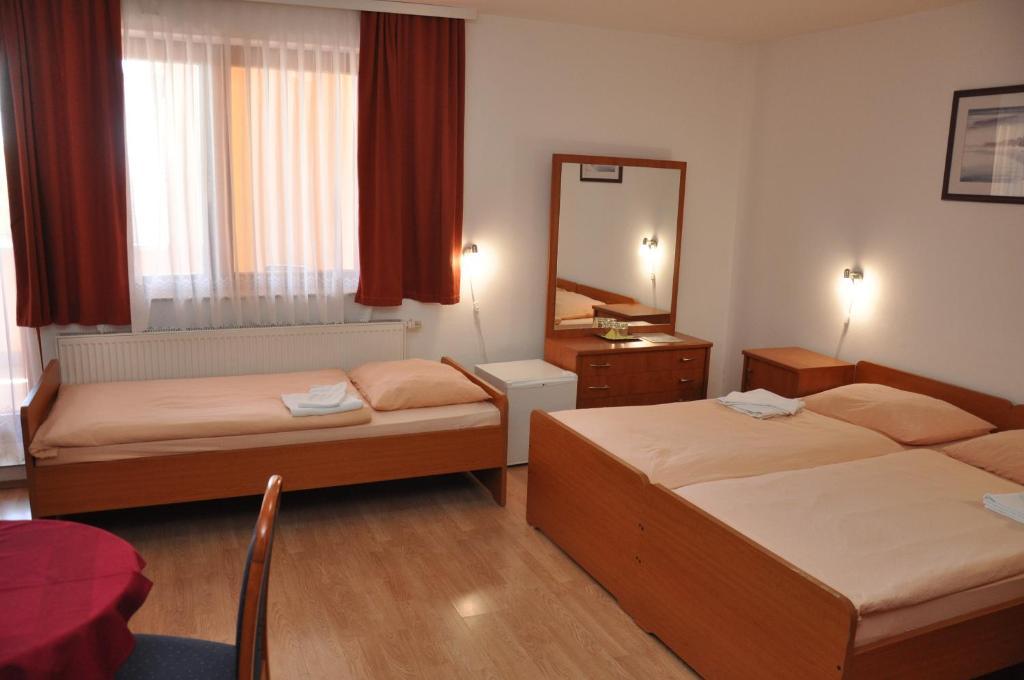 Bed and Breakfast Pansion Antonio Slavonski Brod Exterior foto